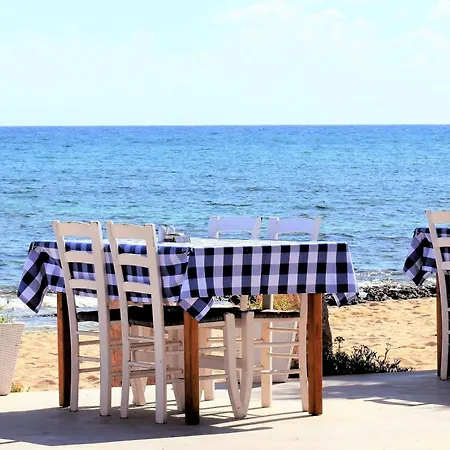 Вилла Luxury Naxos Superior Quadruple Center Modern *